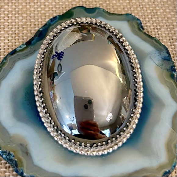 Vintage Whiting & Davis Signed Hematite Brooch - Picture 7 of 13